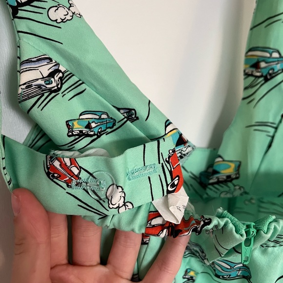 Retro Green Mini Dress w Vintage Car Pattern - Picture 5 of 7